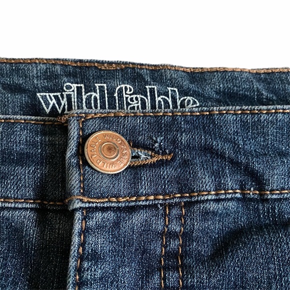 High Rise Short - Picture 3 of 7